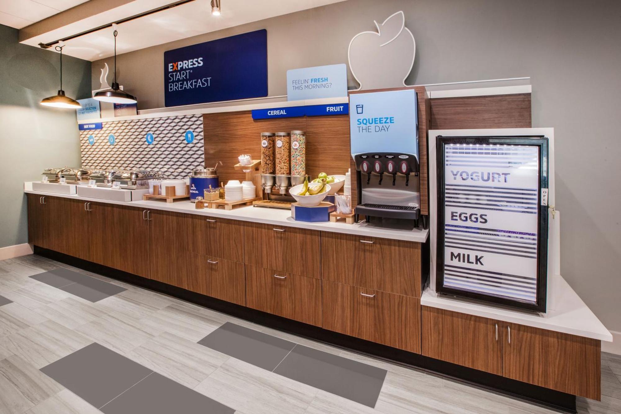 Holiday Inn Express Savannah Airport By Ihg Экстерьер фото