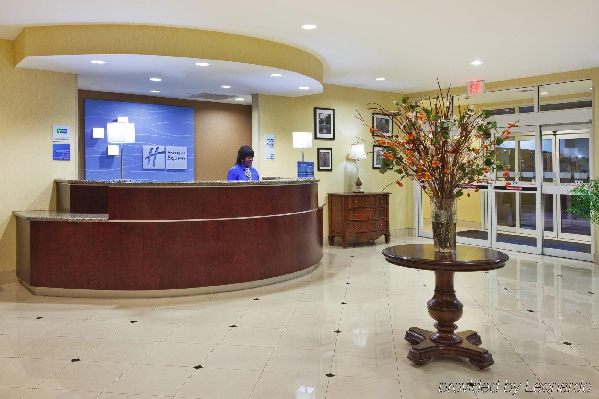 Holiday Inn Express Savannah Airport By Ihg Интерьер фото